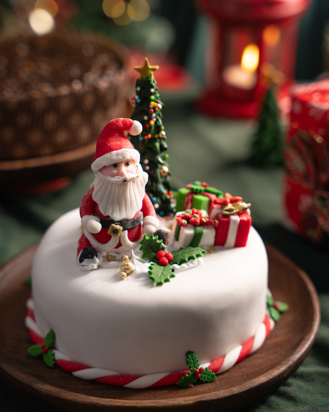 DECORATED PLUM CAKE (500g)