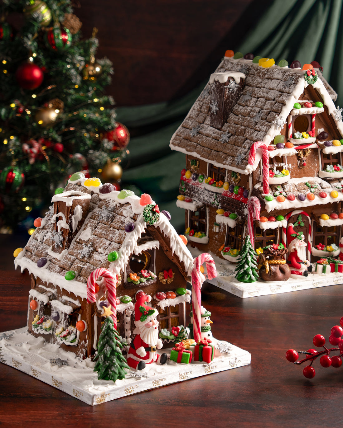 GINGERBREAD HOUSE &amp; MANSION
