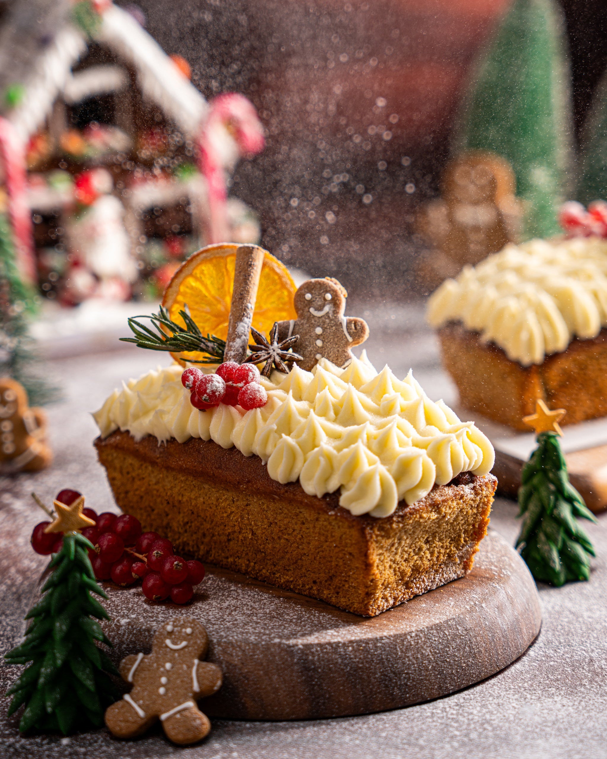 GINGERBREAD TEA CAKE