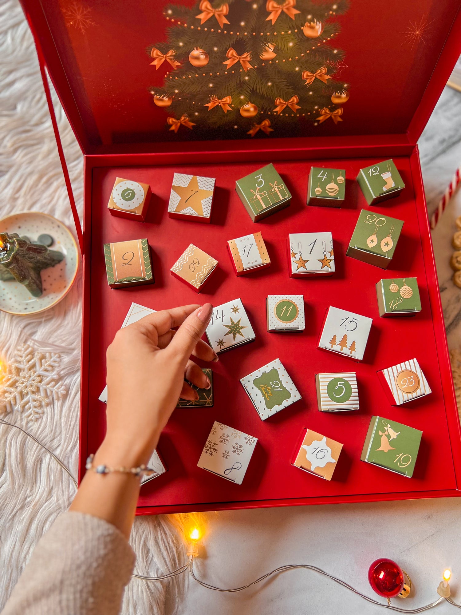 Christmas Advent Calendar (Countdown to Christmas)