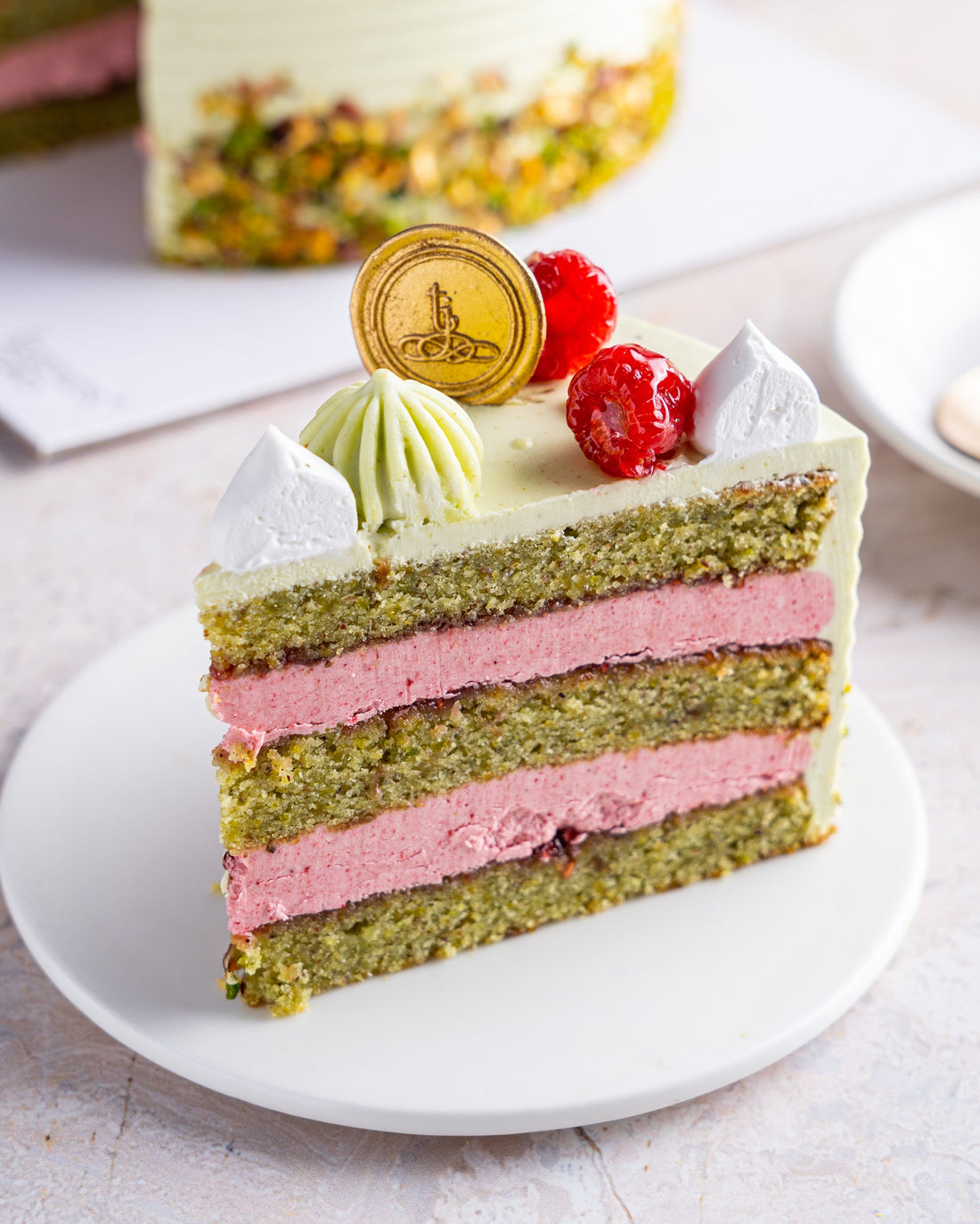 Pistachio &amp; Raspberry Cake