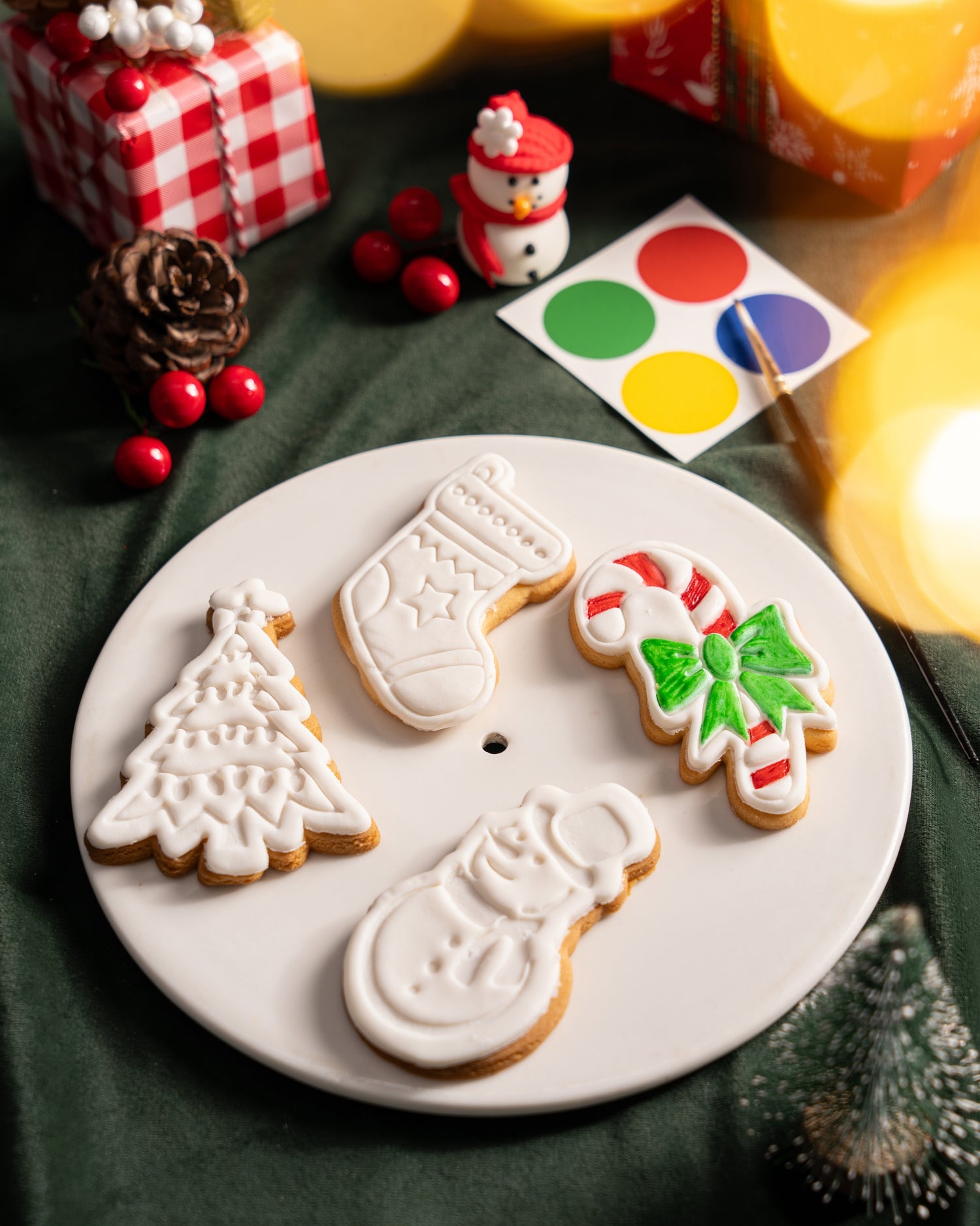 PAINT-YOUR-OWN COOKIE BOX