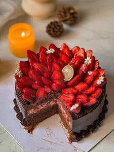 Chocolate Strawberry Cake