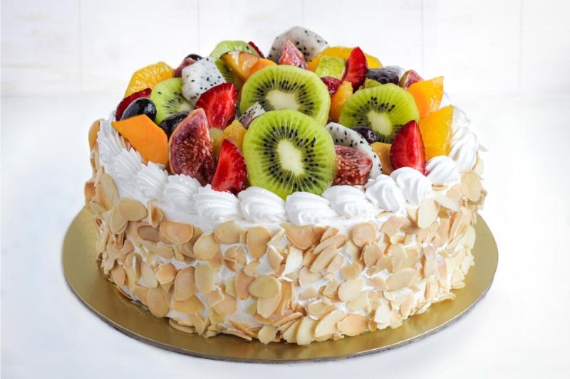 Fresh Fruit Gateau - Toujours