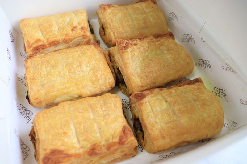 Veg Curry Puff (Box of 6)